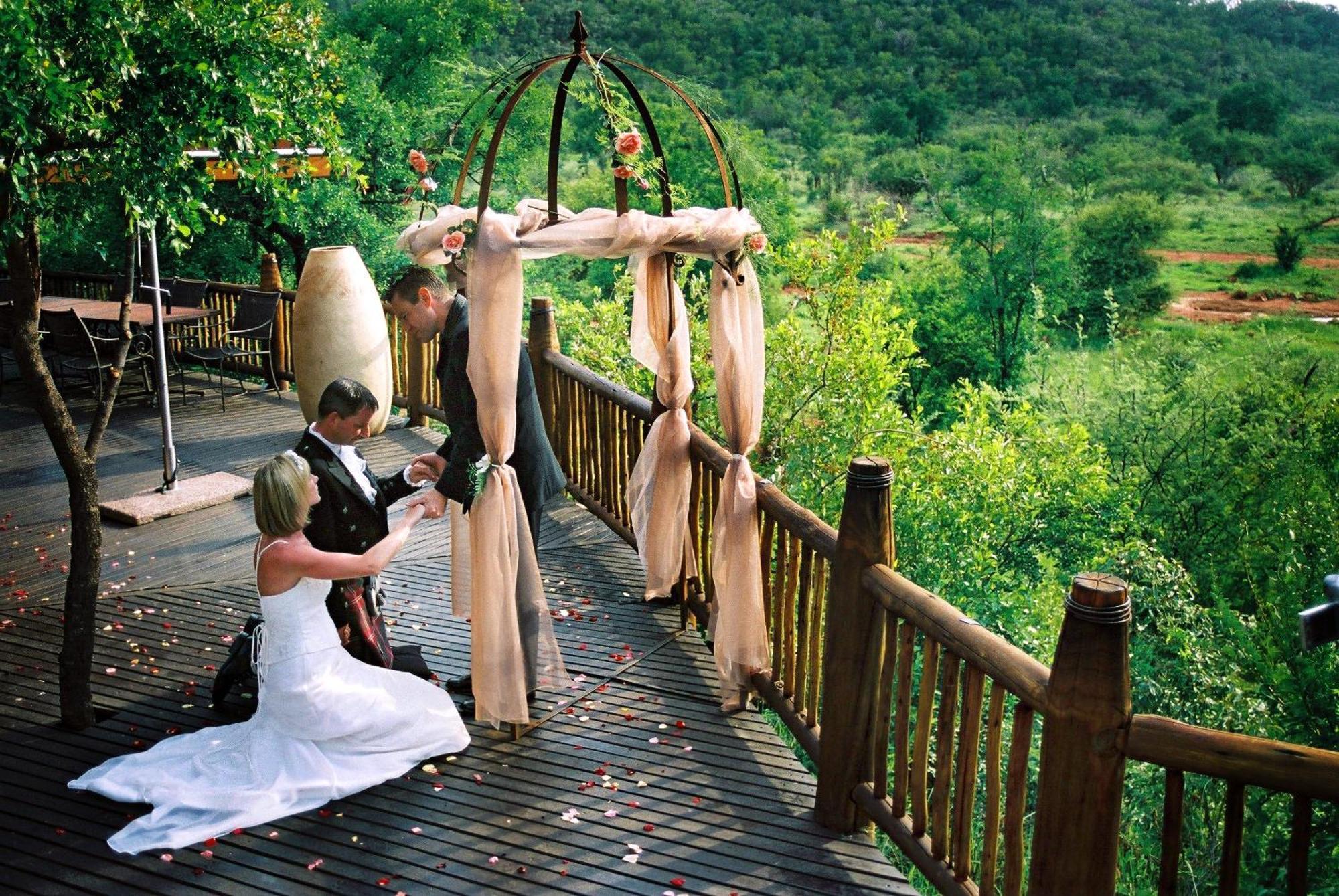 Etali Safari Lodge محميّة ماديكوي الطبيعيّة للطرائد المظهر الخارجي الصورة