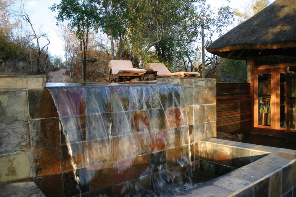 محميّة ماديكوي الطبيعيّة للطرائد Etali Safari Lodge المظهر الخارجي الصورة